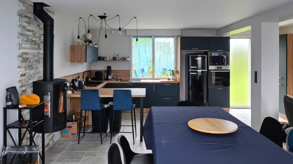 Pièce en cours de rénovation, intérieur brut non fini